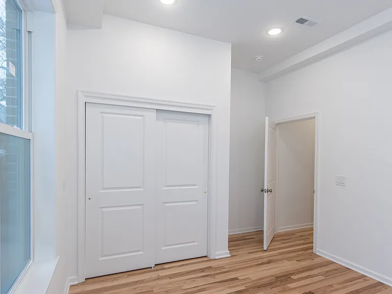315 N Preston St #101 — Photo 22
