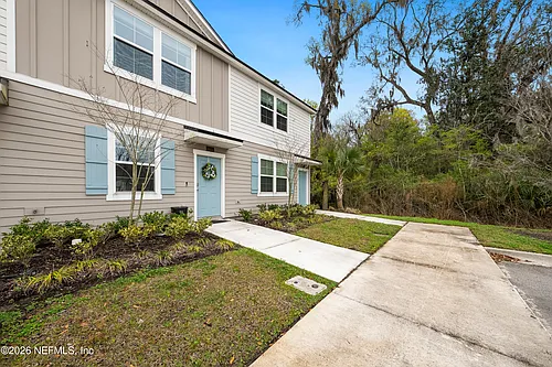 8415 Zenith Cir Photo 1