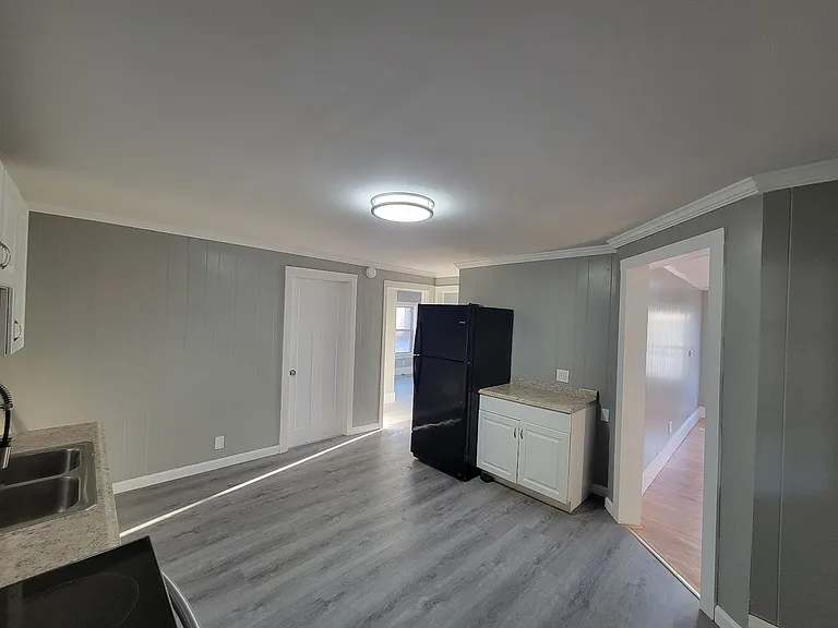 92 Ledge St #1 — Photo 3