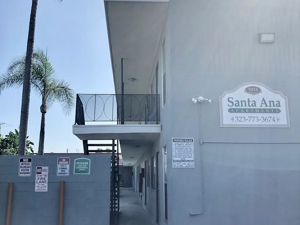 Santa Ana Apartments