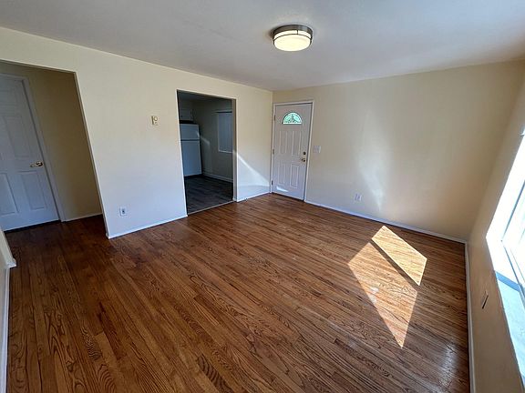 3rd image of 340 E Burke Ave APT 4