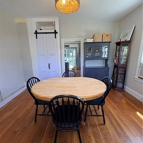 102 Bay View Ave — Photo 4