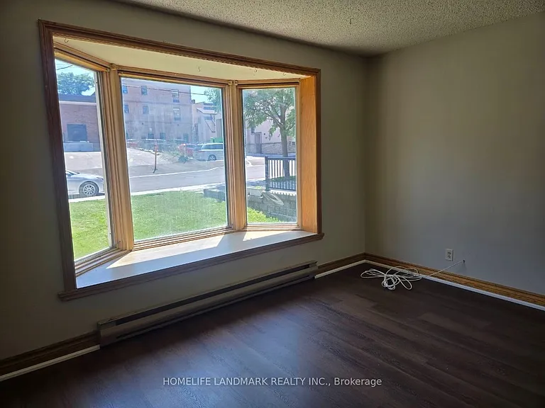 22 Centre St #1 — Photo 7
