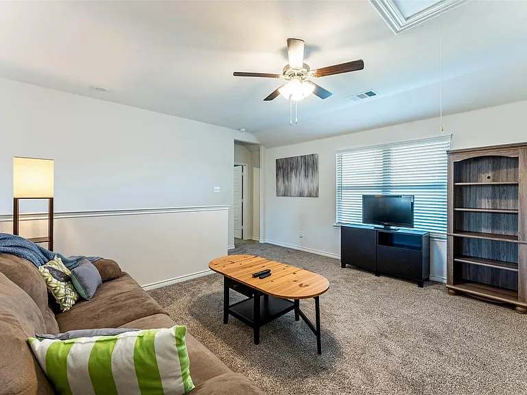 2708 Franklin Dr — Photo 15