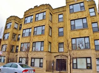 1154 N Kedzie Ave APT 302, Chicago, IL 60651