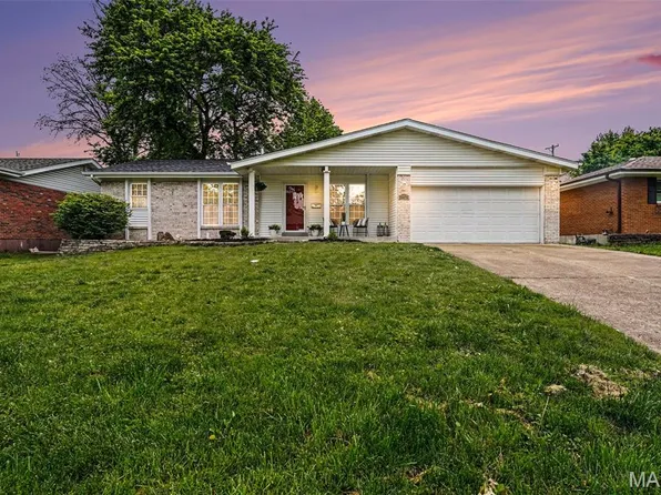 10179 Buffton Dr, Saint Louis, MO 63123