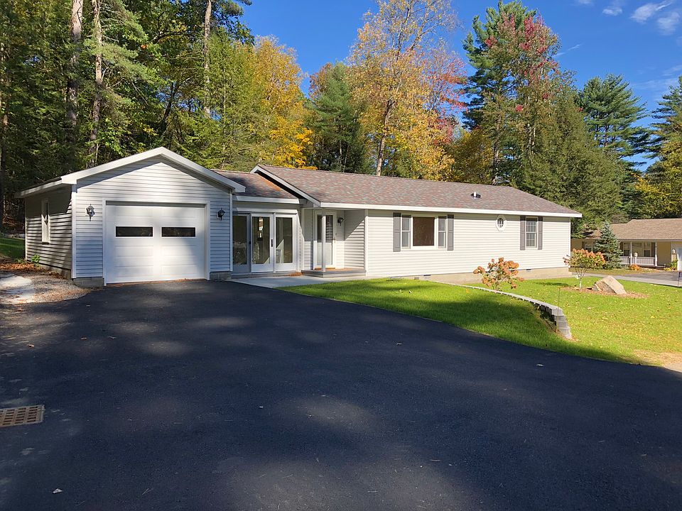 10 Pebble Lane