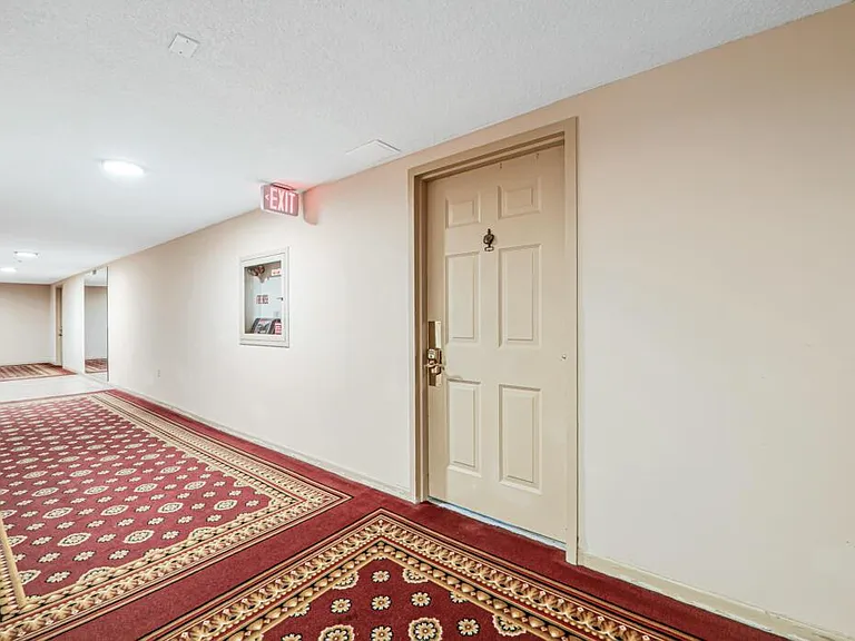 5600 N Flagler Dr #804 — Photo 23