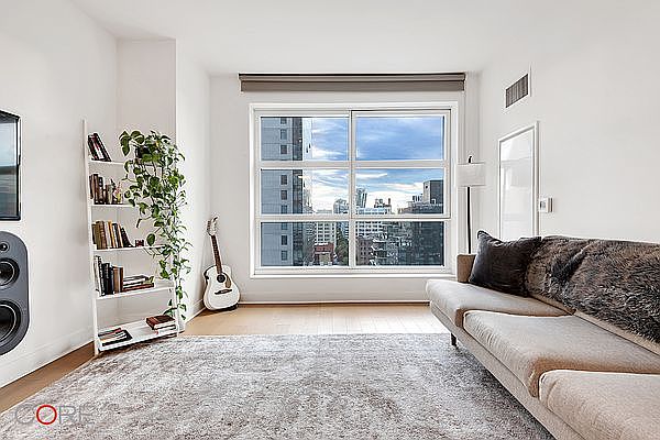1st image of 500 W 30th St APT 14B