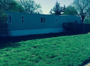 383 Bonnie St, Dickinson, ND 58601