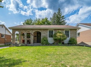 286 Barrett Blvd, Greater Napanee, ON K7R1G8