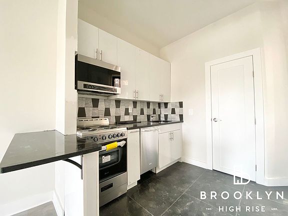 2nd image of 838 Flatbush Ave #1