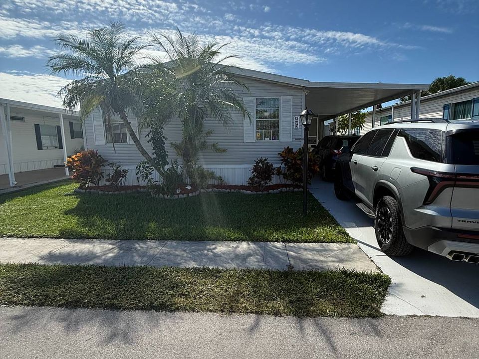 1st image of 45 Banyan Ln