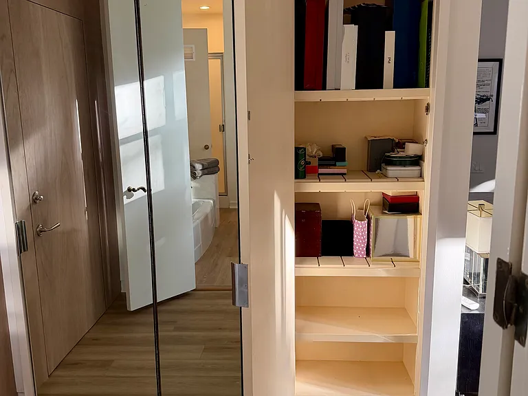 Benedict Canyon Dr — Photo 10