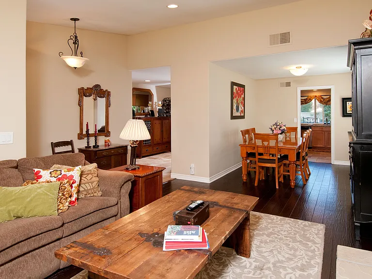 3819 Calle Posadas — Photo 11