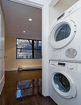407 E 81st St #2D — Photo 2