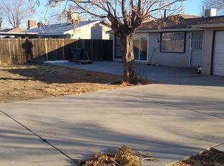 1131 E Avenue R5, Palmdale, CA 93550