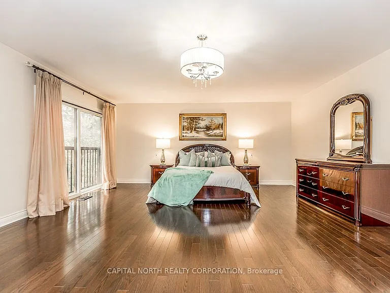 4 Prescott Ct — Photo 24