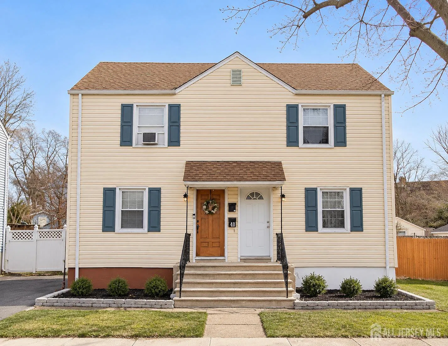 2 bed, 1.0 bath, $2,250 — Photo 1