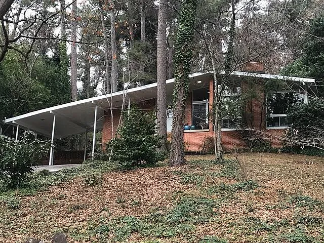 3 bed, 2000 sqft, $2,950 — Photo 2