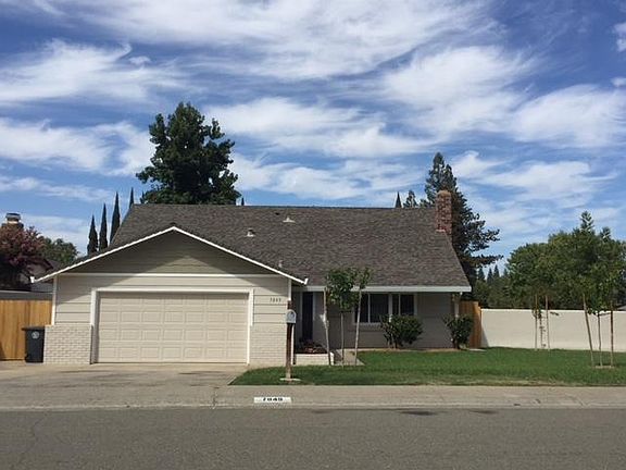 2nd image of 7849 Sungarden Dr