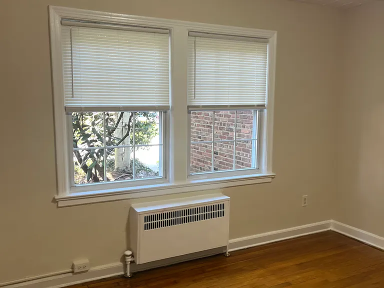 Millburn Ave — Photo 15