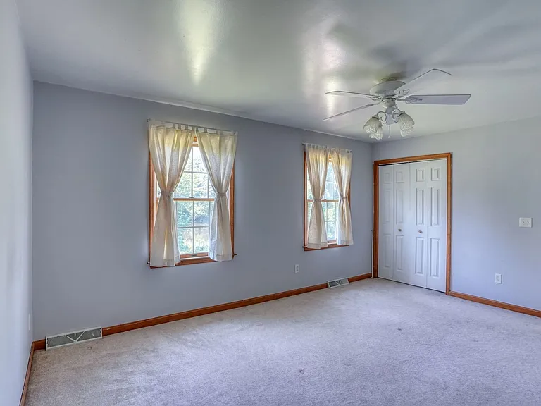 259 Blackbird Forest Rd — Photo 28