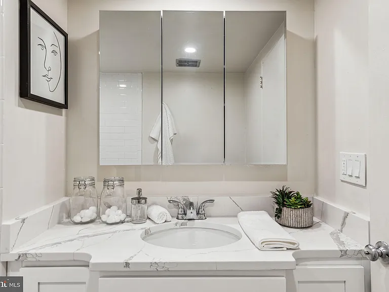 1326 Spruce St #42-1503 — Photo 25