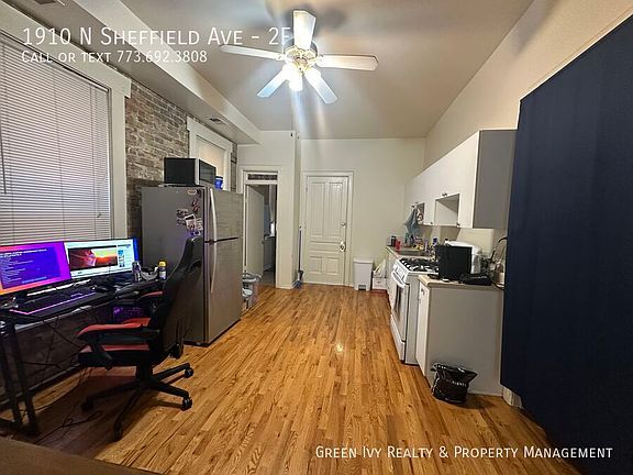 4th image of 1910 N Sheffield Ave Unit 2F