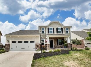 9341 Maple Brook St, Centerville, OH 45458