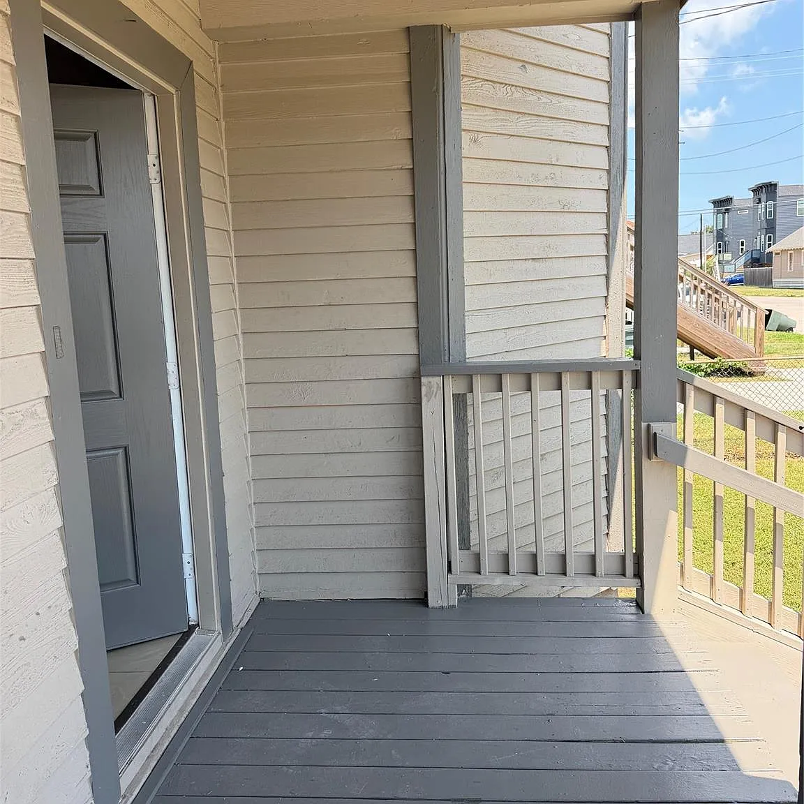 3 bed, 2.0 bath, 1622 sqft, $1,895 — Photo 2