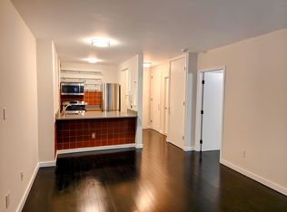 300 Albany St APT 3C, New York, NY 10280