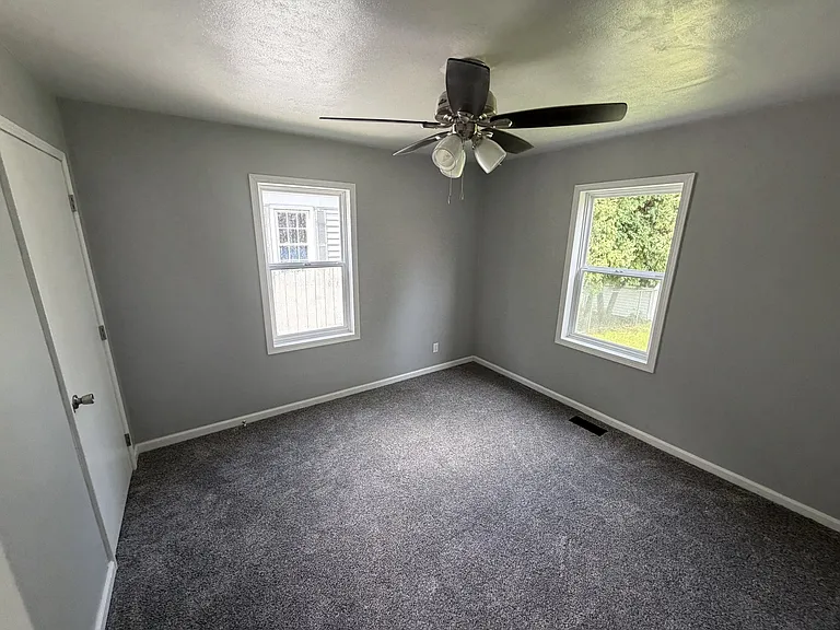 3404 S Grant St — Photo 9