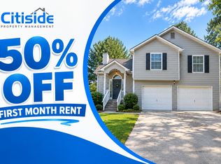 7082 Oakwood Cir, Rex, GA 30273