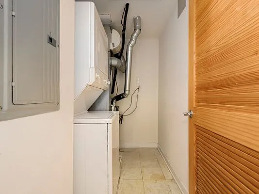 1935 S Archer Ave #215 — Photo 28