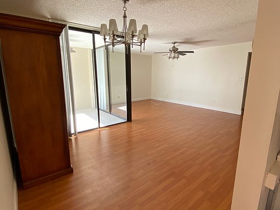 4th image of 820 Lavers Cir APT G303