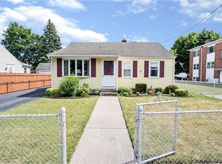 59 Bassett St, Pawtucket, RI 02861