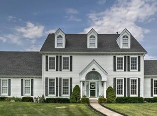 6824 Deer Ridge Dr, Shawnee, KS 66226