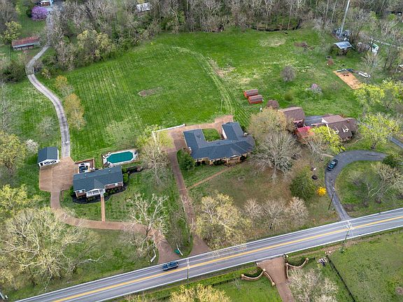 5th image of 6755 Holt Rd