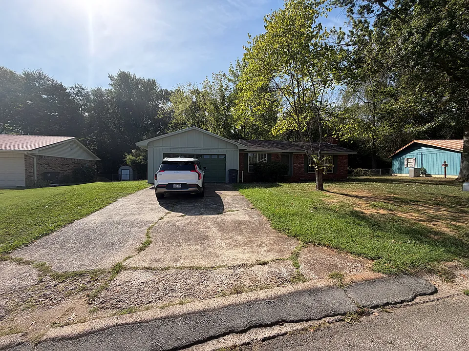 21 Cattail Rd