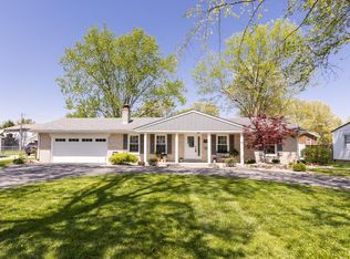 1221 McKinley St, Mascoutah, IL
