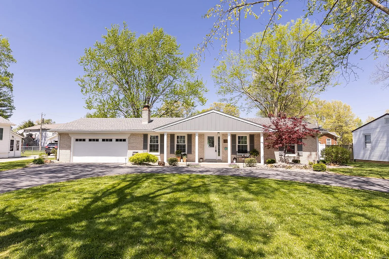 1221 McKinley St photo 1