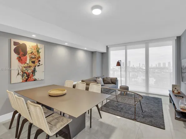 16385 Biscayne Blvd #1718, North Miami Beach, FL 33160