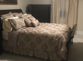 8905 One Putt Pl, Port Saint Lucie, FL 34986