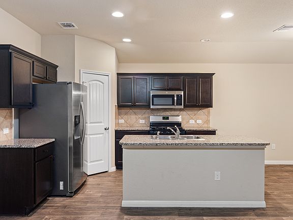 5th image of 10625 Menominee Falls Ln