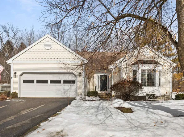 14 Spruce Lane, Essex Junction, VT 05452