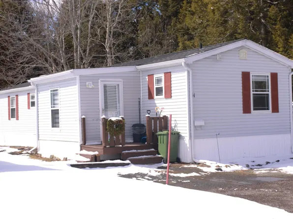 41 Olympic Ave, New Minas, NS B4N 3T9