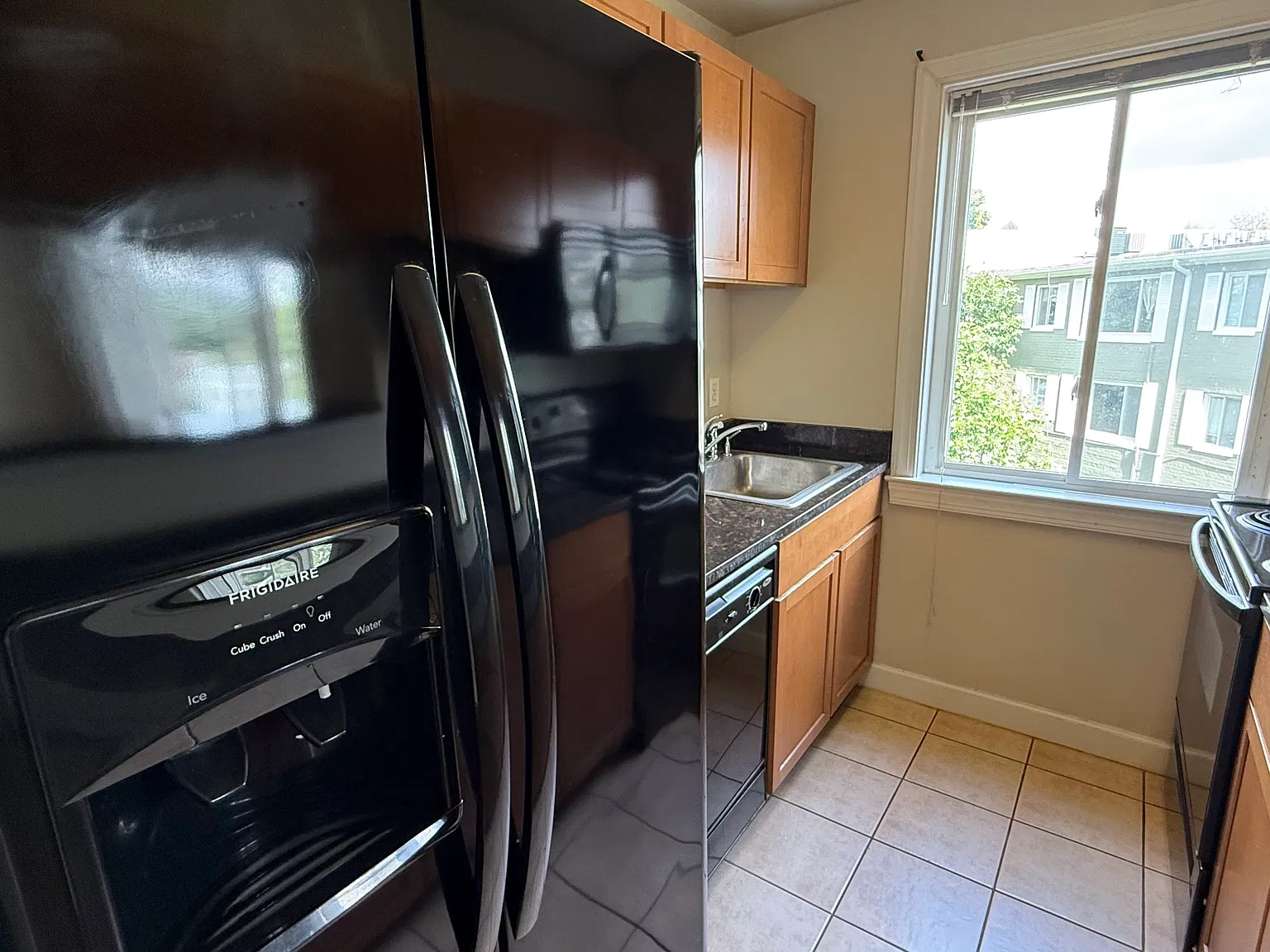 2 bed, 703 sqft, $1,450 — Photo 3