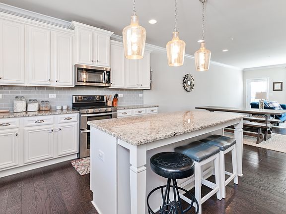 5th image of 205 Marietta Walk Trce
