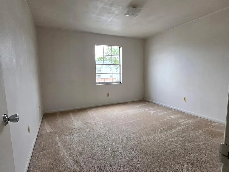 734 Townside Rd SW #5 — Photo 4